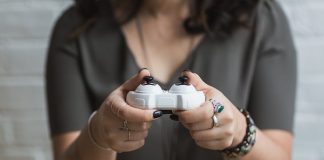 Far From Being A Minority, Female Gamers Are Now Becoming Mainstream