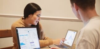 How does cryptocurrency trading work?