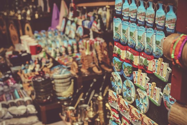 Photo by Jametlene Reskp selective focus photo of assorted decorative magnets